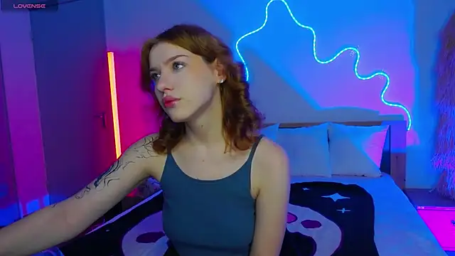 MeganNewCat online show from 11.20.25