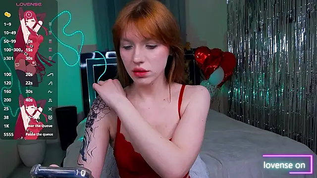 Snapshot of MeganNewCat chatting on 03.09.26 MeganNewCat online show from 03.09.26