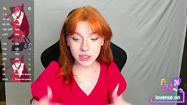 Snapshot of MeganNewCat chatting on 04.11.26 MeganNewCat online show from 04.11.26