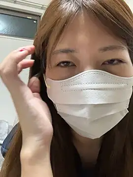 Snapshot of ichika_2_ chatting on 11.21.25 ichika 2 online show from 11.21.25