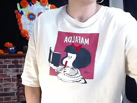 Snapshot of Lucyy_Naugthy chatting on 11.14.25 Lucyy Naugthy online show from 11.14.25