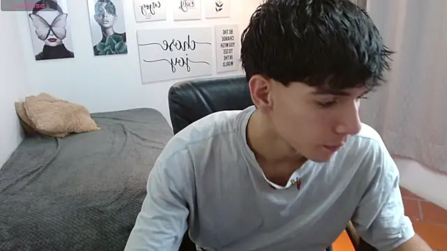 AmethystShadow17 online show from 10.25.25