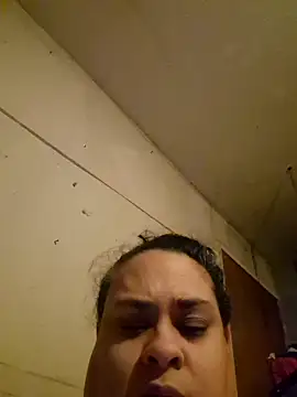 Snapshot of BigBusty_VoluptuousMilfX chatting on 10.31.25 BigBusty VoluptuousMilfX online show from 10.31.25