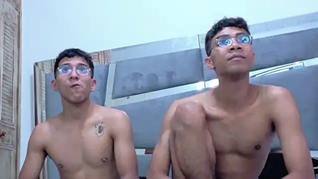 Desire4Duo online show from 12.05.25