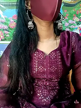 Night Queen3 online show from 12.15.25