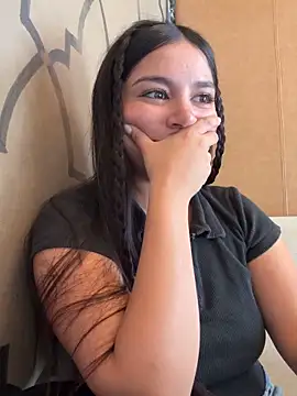 GODDESS zyrene online show from 11.18.25