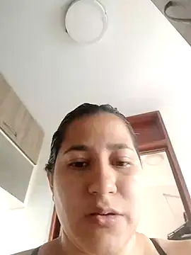 kassandra luxury online show from 11.28.25