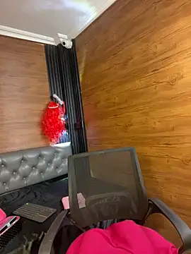 Yvonny27 online show from 02.09.26