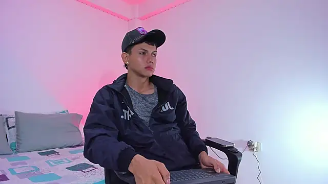 Axel Cody  online show from 10.28.25