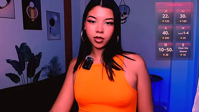 Snapshot of ivonyrose_ chatting on 11.05.25 ivonyrose online show from 11.05.25