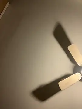 Snapshot of CarmeloA chatting on 11.08.25 CarmeloA online show from 11.08.25