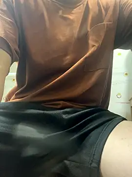 Snapshot of Sui0923 chatting on 10.16.25 Sui0923 online show from 10.16.25