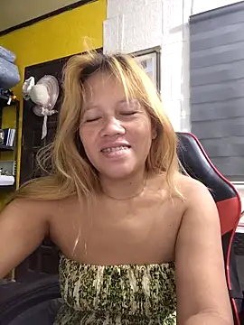 CockBiter83 online show from 04.16.26