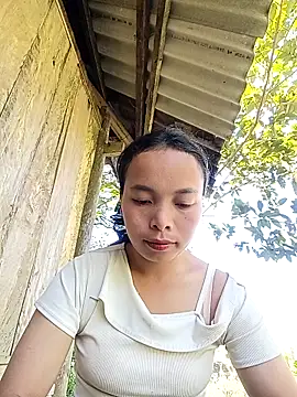 Snapshot of Nguyet2k4 chatting on 11.29.25 Nguyet2k4 online show from 11.29.25