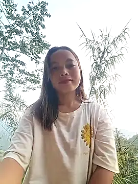 Nguyet2k4 online show from 04.10.26