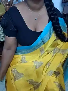 Snapshot of Nikitha_telugu chatting on 10.27.25 Nikitha telugu online show from 10.27.25