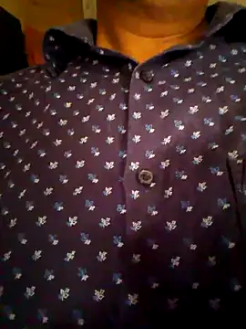 Snapshot of svk_05 chatting on 10.24.25 svk 05 online show from 10.24.25