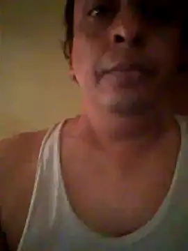 Snapshot of svk_05 chatting on 11.04.25 svk 05 online show from 11.04.25