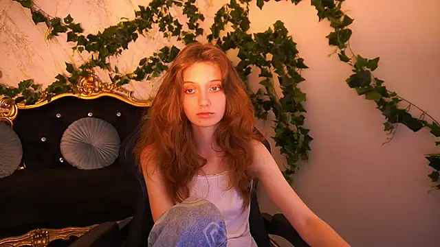 CuteeFoxy online show from 11.13.25