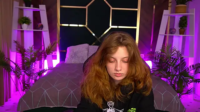 CuteeFoxy online show from 11.14.25