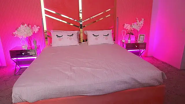 CuteeFoxy online show from 11.21.25