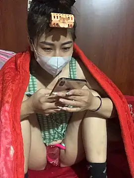 Snapshot of Your_hope77 chatting on 11.03.25 Your hope77 online show from 11.03.25