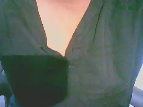 Akki19989 online show from 10.23.25