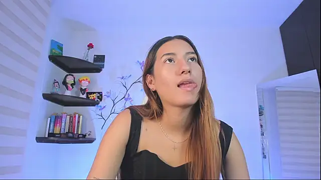 Snapshot of kittyrush_ chatting on 12.01.25 kittyrush online show from 12.01.25