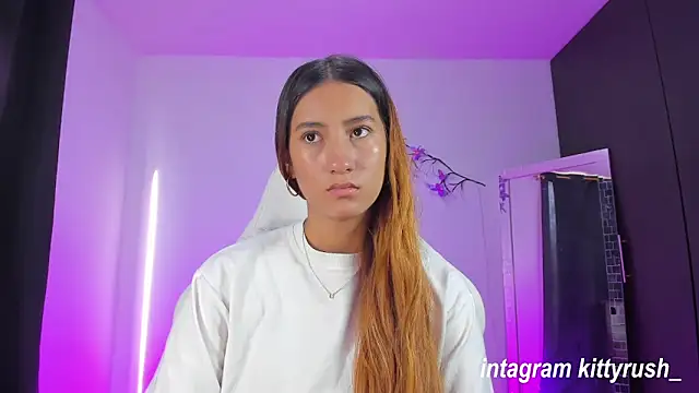 Snapshot of kittyrush_ chatting on 02.12.26 kittyrush online show from 02.12.26