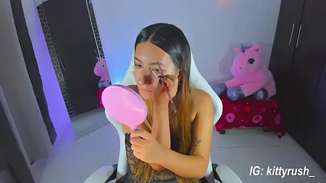 Snapshot of kittyrush_ chatting on 02.27.26 kittyrush online show from 02.27.26