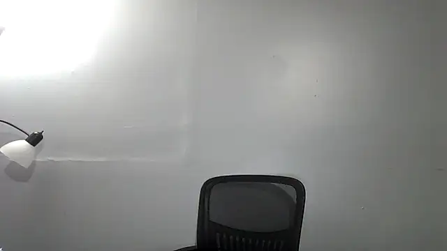 ali18of1 online show from 04.28.26