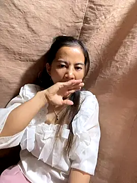 Miss-World00 online show from 11.02.25