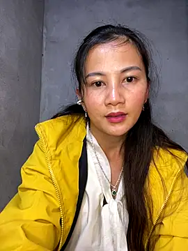 Miss-World00 online show from 12.13.25