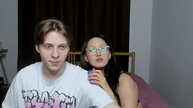 Blossomandbee online show from 11.03.25