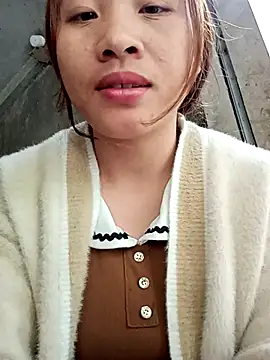 Snapshot of Mising5022 chatting on 11.06.25 Mising5022 online show from 11.06.25