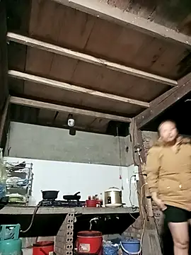 Snapshot of Mising5022 chatting on 11.23.25 Mising5022 online show from 11.23.25