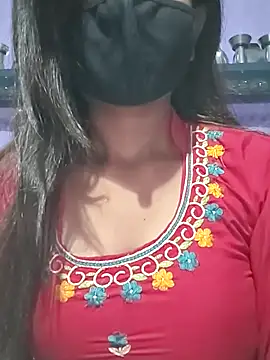 Snapshot of sneha_001 chatting on 10.18.25 sneha 001 online show from 10.18.25