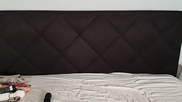 julialauren online show from 05.22.26