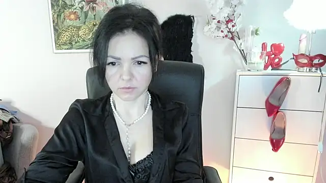 Mollybloom40 online show from 02.10.26