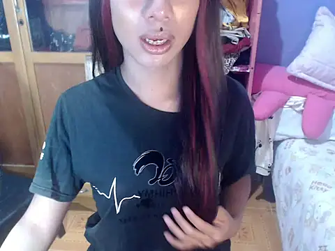 Snapshot of Yourasianbabyemma chatting on 05.03.26 Yourasianbabyemma online show from 05.03.26