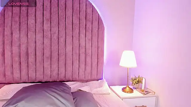 ShaylaDavis online show from 02.02.26