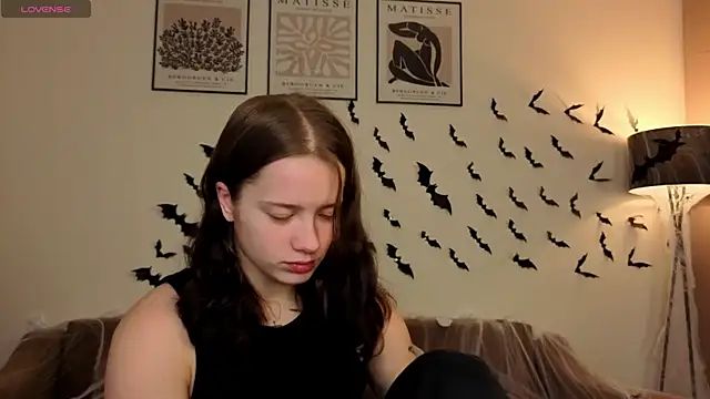 Snapshot of JonDatko chatting on 10.31.25 JonDatko online show from 10.31.25