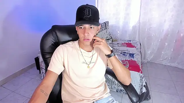 Hayden Boy  online show from 10.22.25