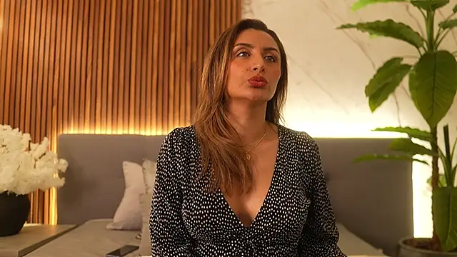 VictoriaBellah online show from 02.05.26