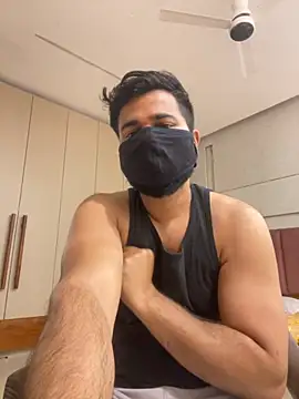 Snapshot of Notme_09 chatting on 11.16.25 Notme 09 online show from 11.16.25