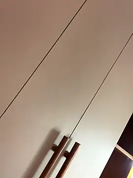 Snapshot of Notme_09 chatting on 12.21.25 Notme 09 online show from 12.21.25