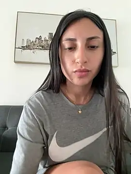 itsmiasofia online show from 02.25.26