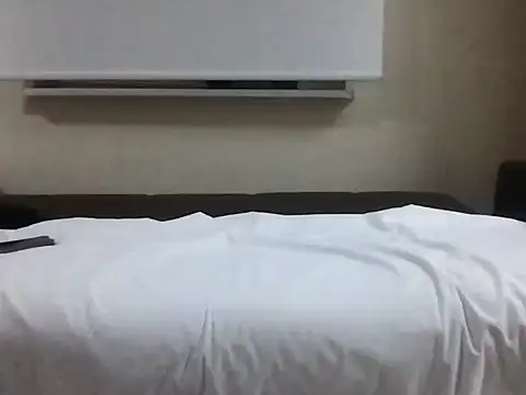 Snapshot of dicsucerboy77 chatting on 11.08.25 dicsucerboy77 online show from 11.08.25