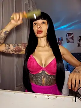 Snapshot of LucyMiax chatting on 02.07.26 LucyMiax online show from 02.07.26