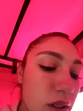 Snapshot of Arianaa_Toro chatting on 11.06.25 Arianaa Toro online show from 11.06.25